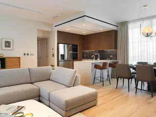 Апартаменты в закрытой резиденции с бассейном и садами рядом с пляжем и центром города, Лимассол, Кипр