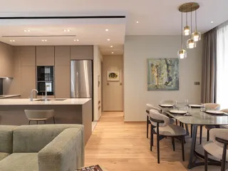 Апартаменты в закрытой резиденции с бассейном и садами рядом с пляжем и центром города, Лимассол, Кипр