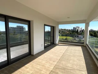 Современный клубный комплекс с бассейном в 750 метрах от пляжа, Гермасойя, Кипр