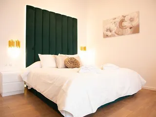 Новый комплекс меблированных вилл в 500 метрах от пляжа и поля для гольфа, Хлорака, Кипр