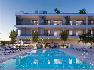 Новая резиденция с бассейном и тренажерным залом рядом с морем, Ливадия, Кипр