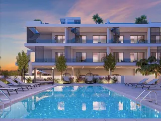 Новая резиденция с бассейном и тренажерным залом рядом с морем, Ливадия, Кипр