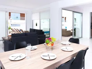 Новый жилой комплекс вилл с бассейнами в Айя-Напе, Кипр