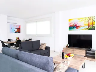 Новый жилой комплекс вилл с бассейнами в Айя-Напе, Кипр