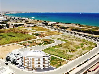 Новая резиденция в 100 метрах от университета и в 300 метрах от пляжа, Ливадия, Кипр