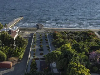 Жилой комплекс с бассейном, садом и подземной парковкой рядом с пляжем, Пареклисия, Кипр