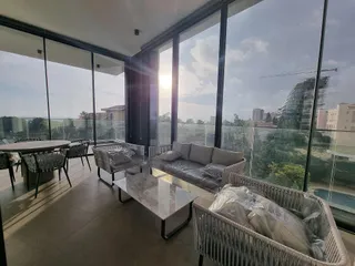 Жилой комплекс с бассейном, садом и подземной парковкой рядом с пляжем, Пареклисия, Кипр