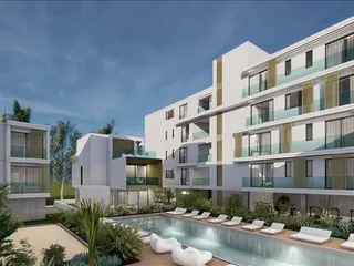 Новая резиденция с бассейнами, рестораном и коворкингом в туристическом районе Пафоса, Кипр