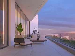 Многофункциональный комплекс с бассейнами и ресторанами рядом с морем, Ливадия, Кипр