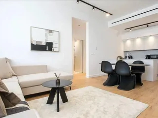 Новая резиденция в популярном районе, в 700 метрах от пляжа, Лимасол, Кипр