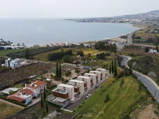 Новый комплекс вилл с садами на крыше и панорамными видами на море, Кисонерга, Кипр