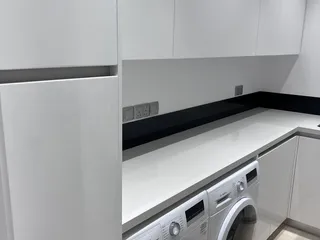 Новый жилой комплекс вилл с бассейнами и видом на море в городе Пафос, Кипр