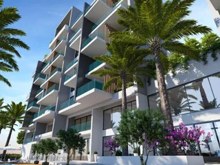 Новая резиденция с бассейнами, тренажерным залом и садами, в 500 метрах от пляжа, Пафос, Кипр