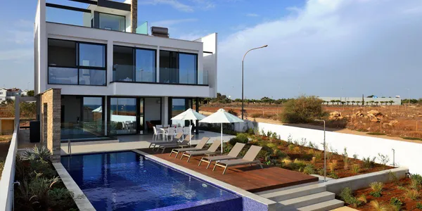 Новая резиденция на первой линии у моря, Айя-Текла, Кипр