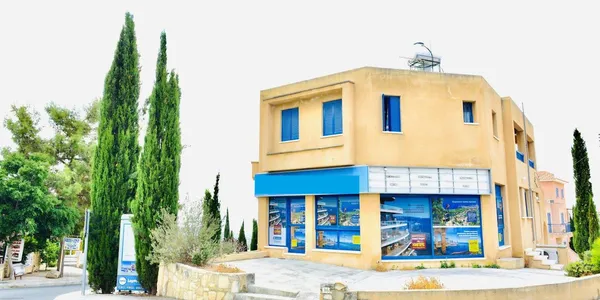 Резиденция с панорамным видом рядом с полем для гольфа, Тала, Пафос, Кипр