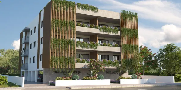 Малоэтажная резиденция с парковкой рядом с портом и центром Лимасола, Кипр