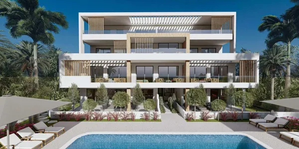 Резиденция с бассейном и садами в 5 минутах от моря, Героскипу, Кипр