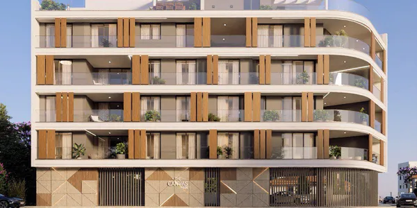 Современный жилой комплекс с парковкой в центре Ларнаки, Кипр