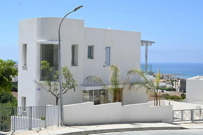 Комплекс вилл в 300 метрах от моря, Хлорака, Кипр