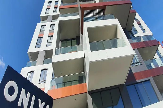 Высотная резиденция с бассейном и панорамным видом в 50 метрах от моря, Гермасогейя, Кипр