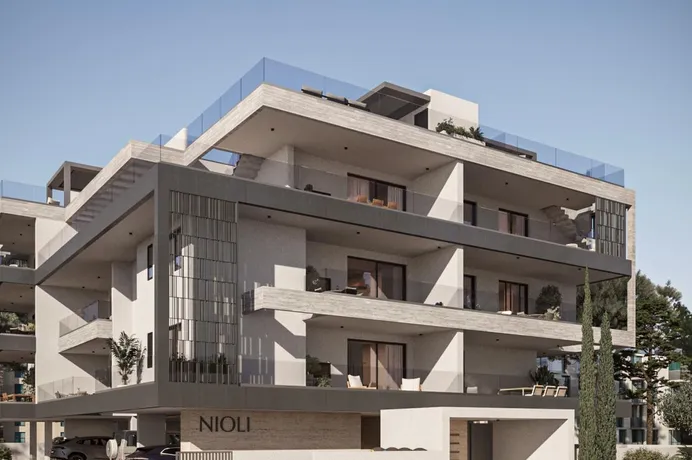 Резиденция с парковкой рядом с автомагистралями, Ларнака, Кипр