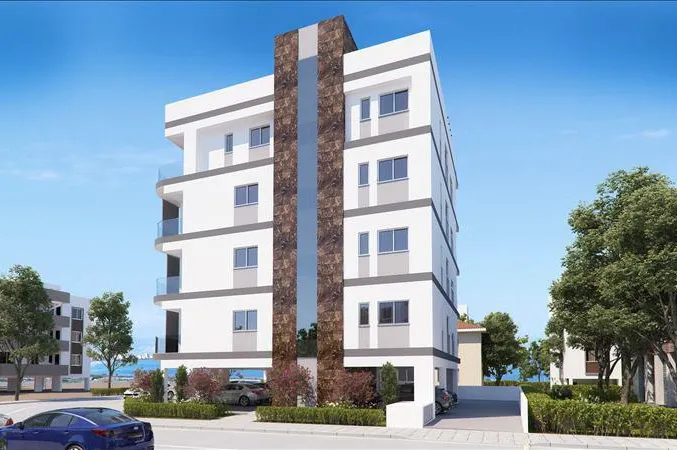 Новая малоэтажная резиденция в 100 метрах от моря, в деловом центре Лимассола, Кипр