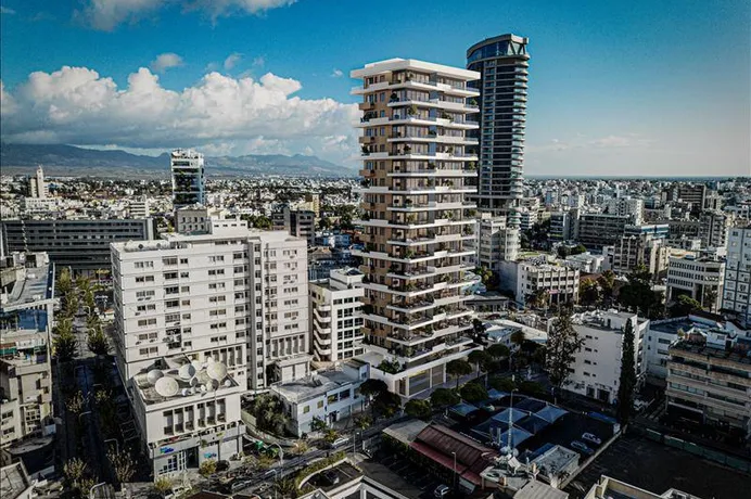 Новая высотная резиденция с подземной парковкой и тренажерным залом в центре Никосии, Кипр